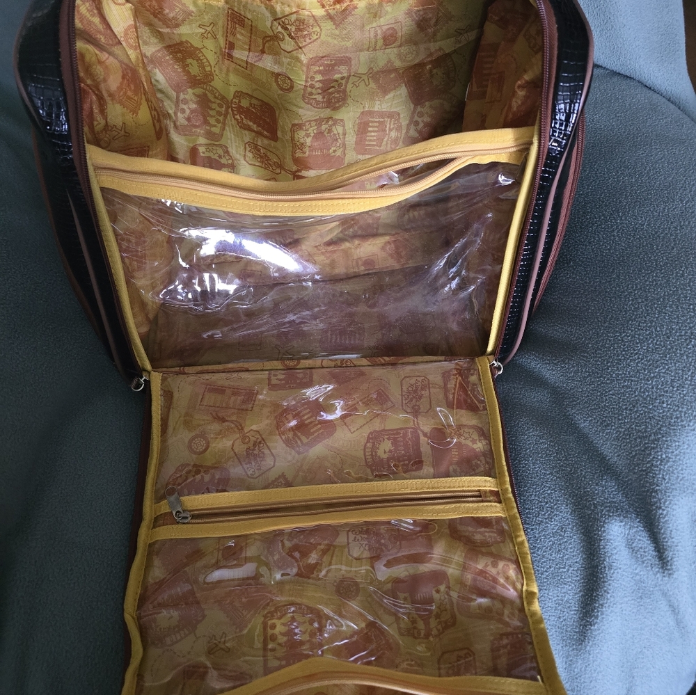Carry-on - Picture 6 of 7